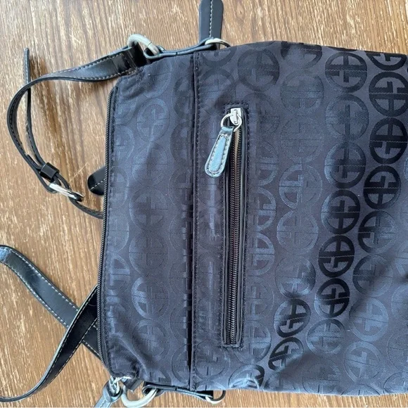 Giani Bernini Black Logo crosbody Bag - Picture 5 of 5